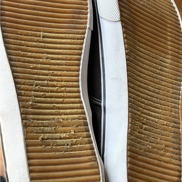 Crevo Lace-Up Sneakers - Picture 7 of 9